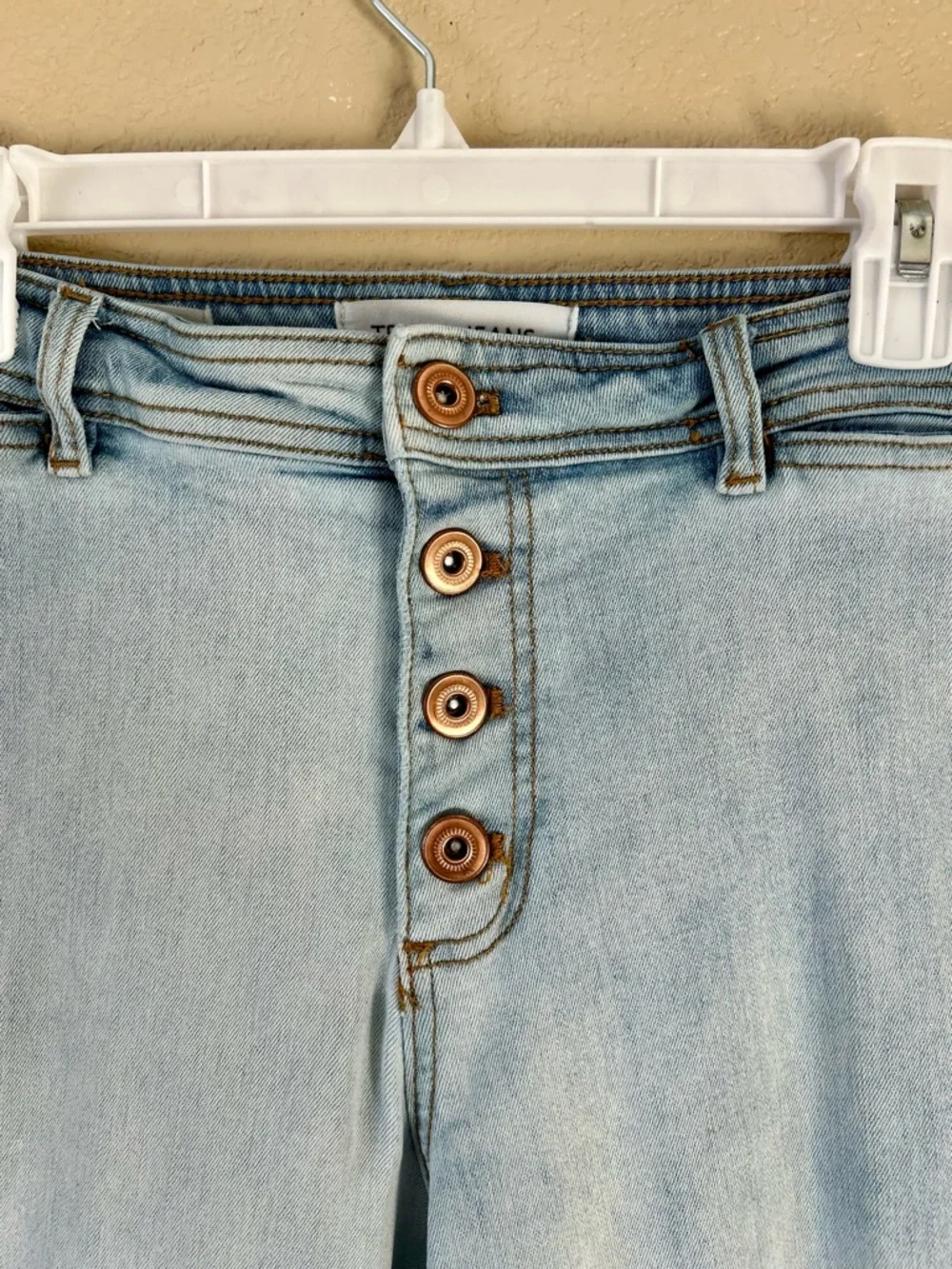 Tribal Jeans Audrey Mid Rise Wide Leg Crop Jean-Size 14 Button Front Light Wash - Picture 3 of 8